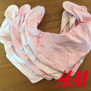 h&m dribble bibs